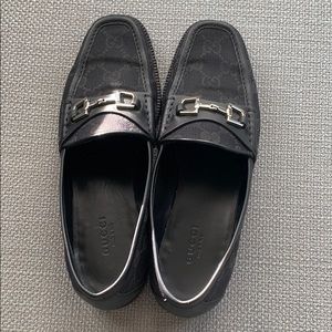 Gucci GG logo canvas black loafers